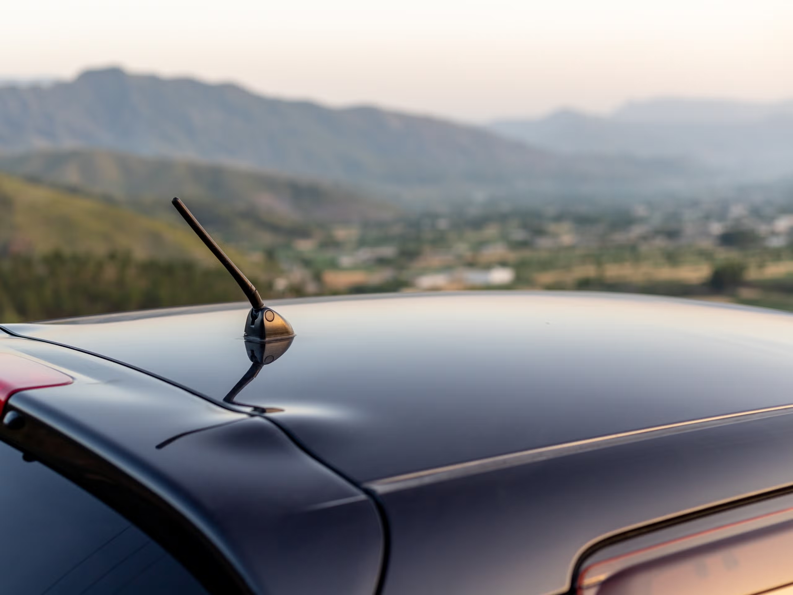 Which Type of Vehicle 3G Antenna Delivers the Most Stable Signal?